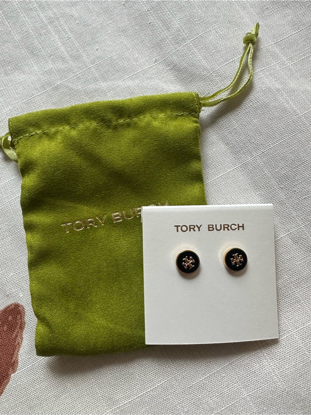 tory burch kira enamel circle stud earrings